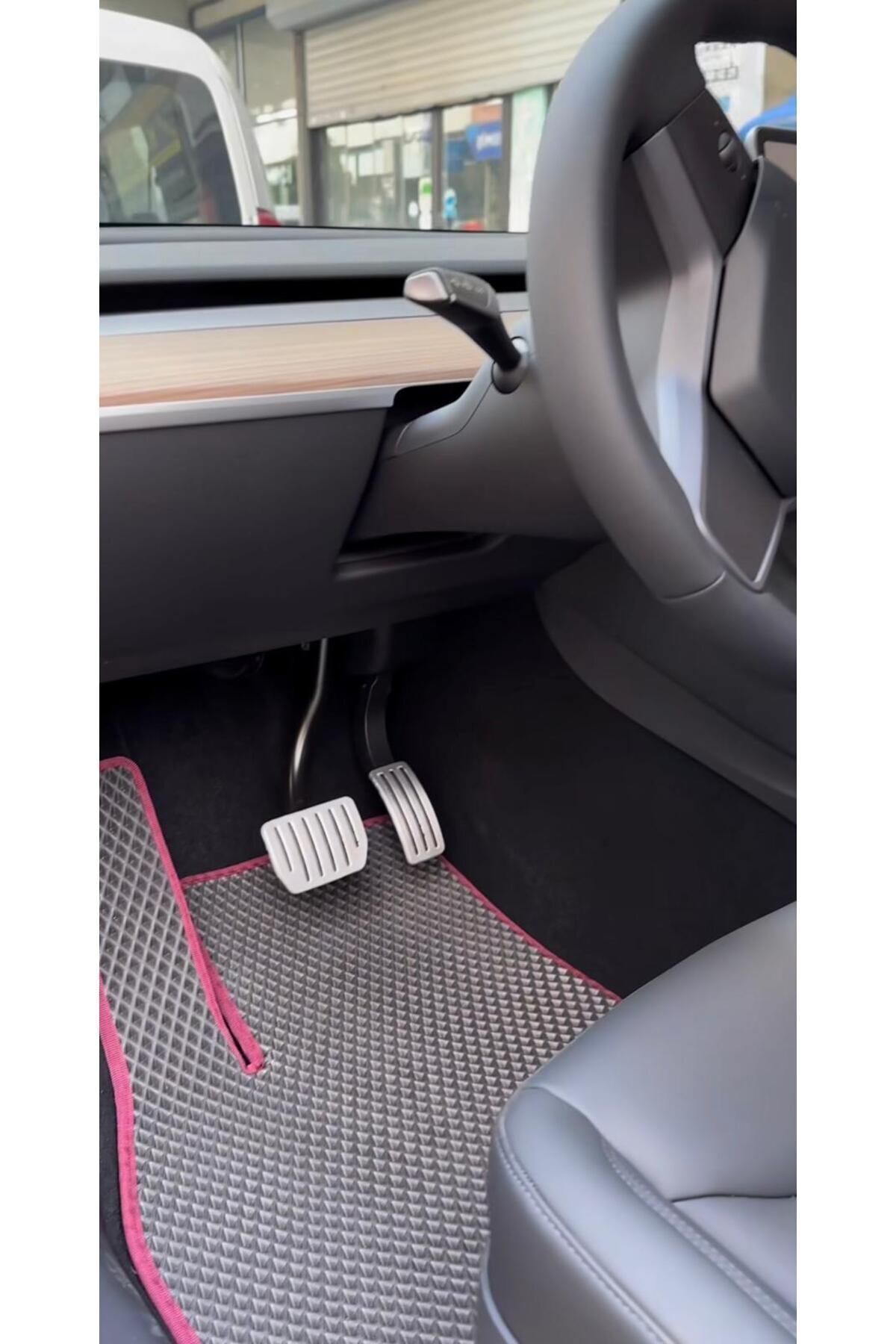 Tesla Model Y 2019-2025 Uyumlu Yeni Nesil Araca Özel Akıllı Oto Paspas