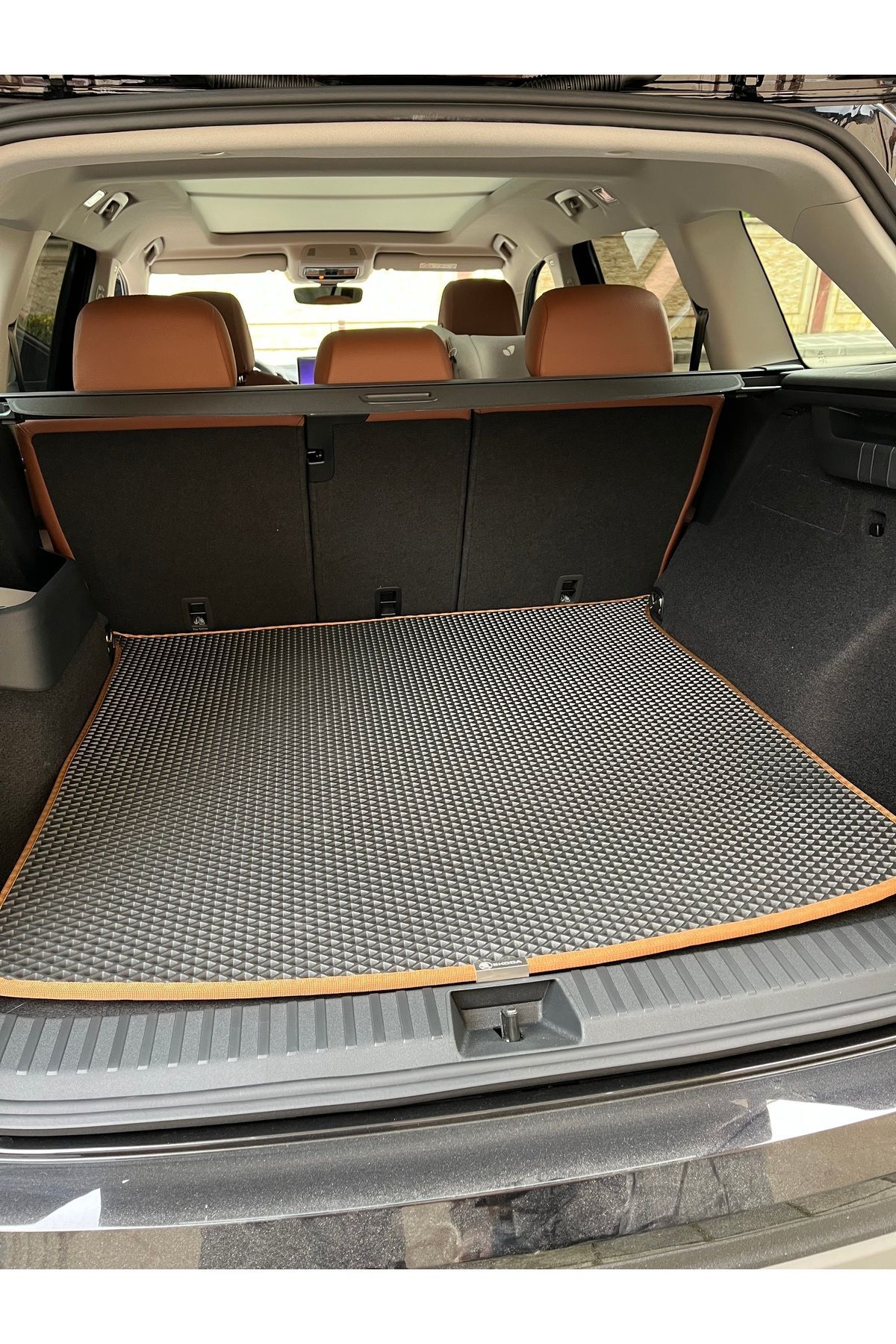 SKODA KODİAQ 2025 UYUMLU ARACA ÖZEL YENİ NESİL AKILLI BAGAJ HAVUZU