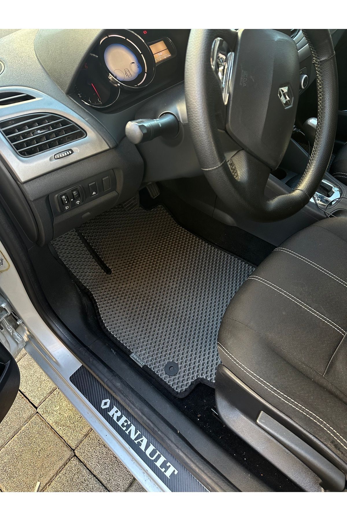 RENAULT FLUENCE 2010-2024 UYUMLU ARACA ÖZEL YENİ NESİL AKILLI OTO PASPAS