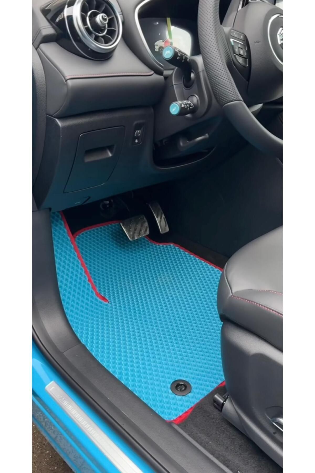 Mg Hs Benzinli 2023-2025 Uyumlu Yeni Nesil Araca Özel Akıllı Oto Paspas Havuzlu Oto Paspas Araba