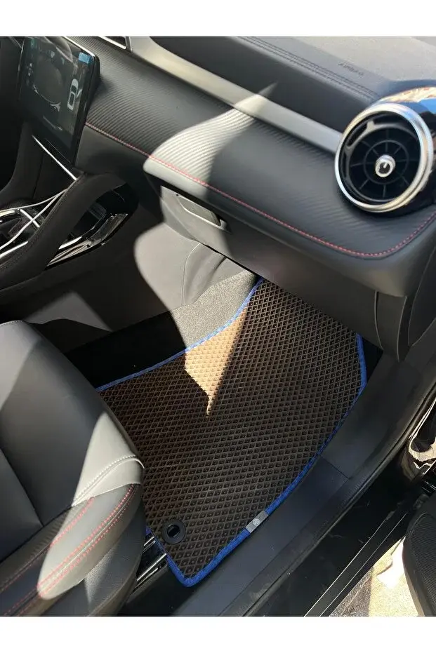 SMART MATT Mg Zs Benzinli 2023-2025 Uyumlu Yeni Nesil Araca Özel Akıllı Oto Paspas Havuzlu Oto Paspas Araba